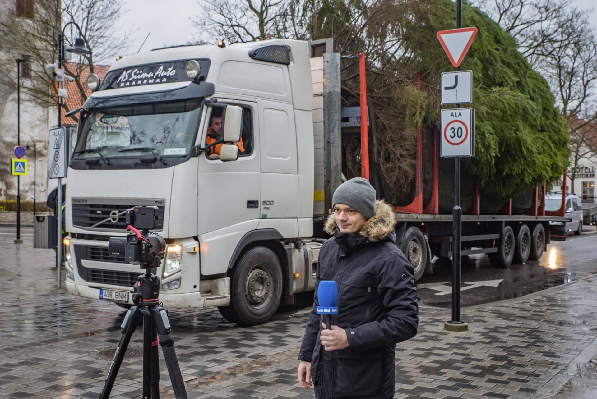 Videomehe foto Saaremaalt